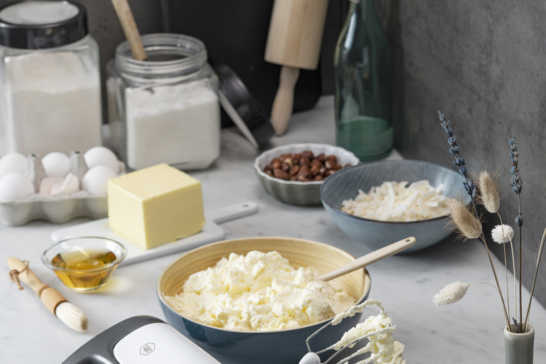 Hvordan fungerer en elektrisk pisker?