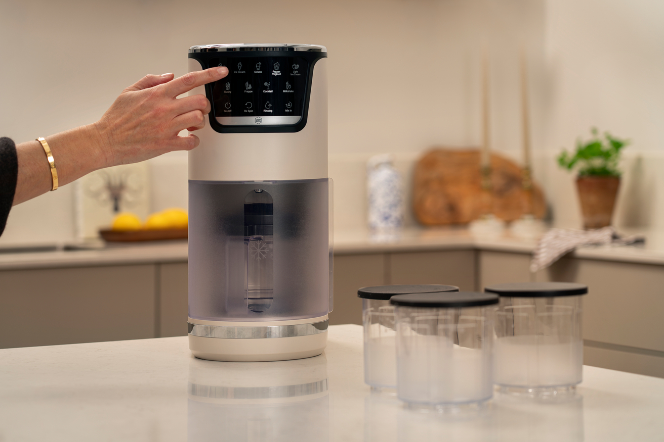 Unikke ”1 Step Perfector technology” sikrer en cremet konsistens og et ensartet resultat hver gang, uden at du behøver blande en ekstra gang