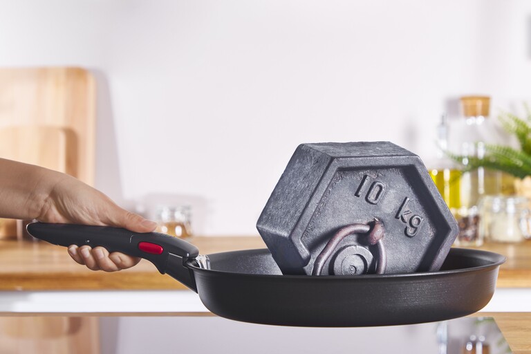 5 års garanti og har en tyk aluminiumsbund - 