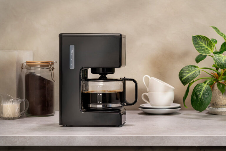 Lille kaffemaskine til 4 kopper 