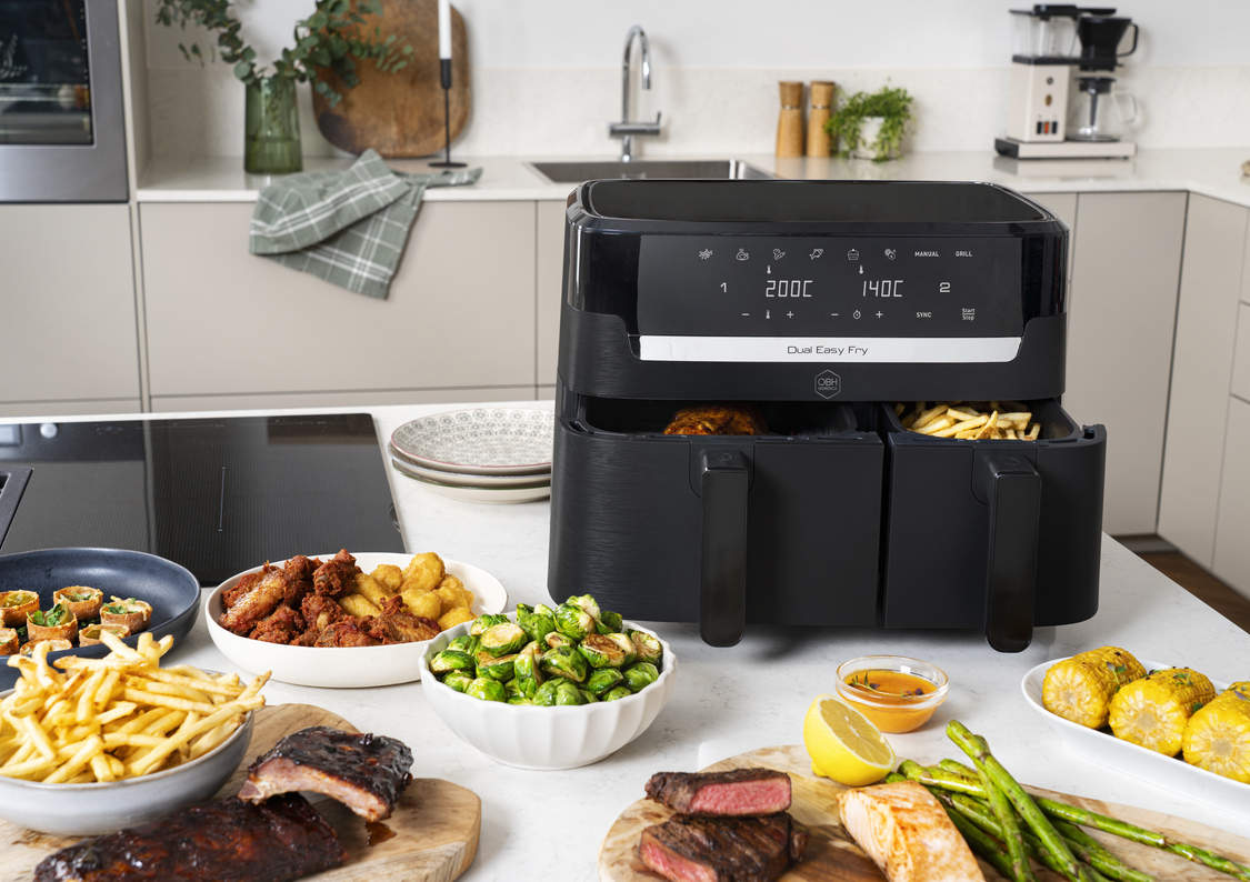 Hvor stor en air fryer er nødvendig til 6 personer?