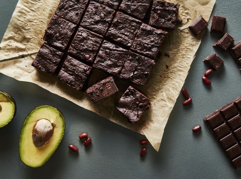 Brownies med avocado & bønner