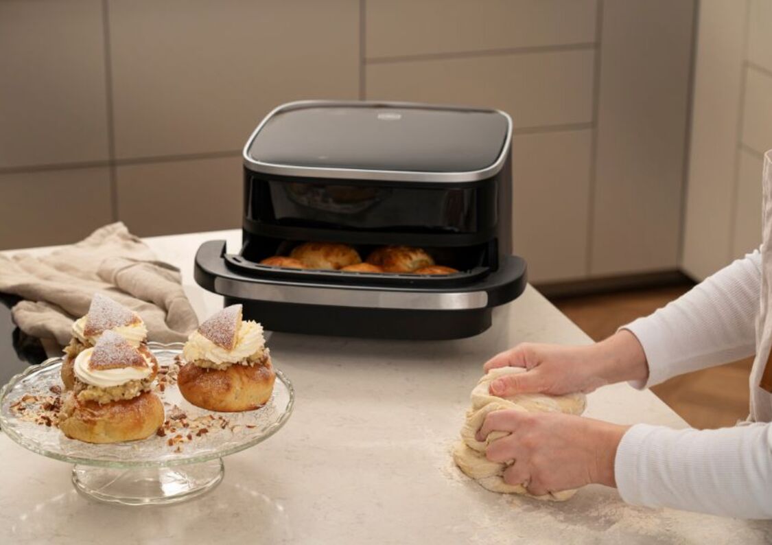 Bliv mester i fastelavnsboller med hjælp fra Easy Fry XL Surface.