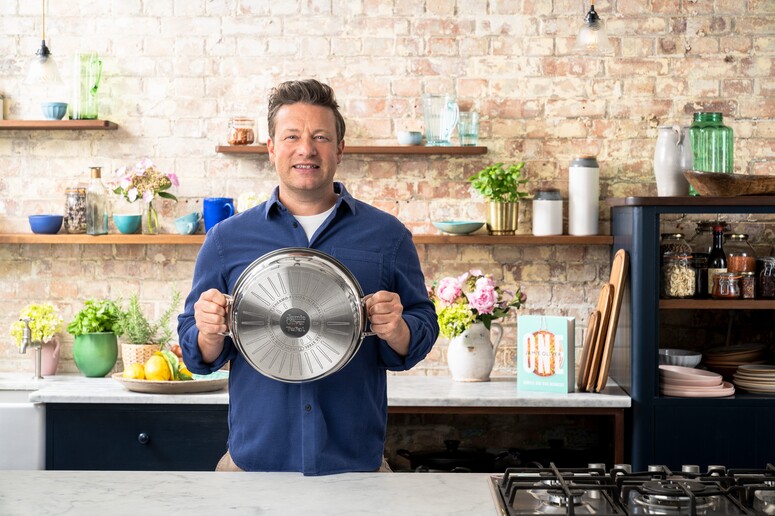 Jamie Oliver Cook's Classics Stainless Steel All in one pan 30 cm / 4,9 L w. lid