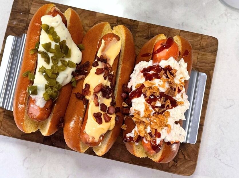 3 forskellige toppings til hotdogs