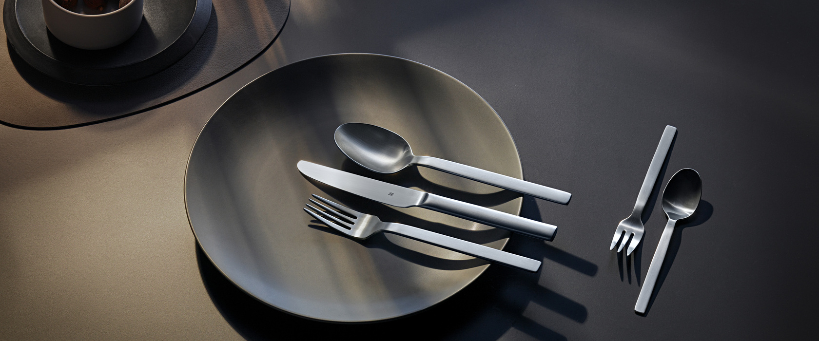 Alteo 60 dele i harmonisk borddækning