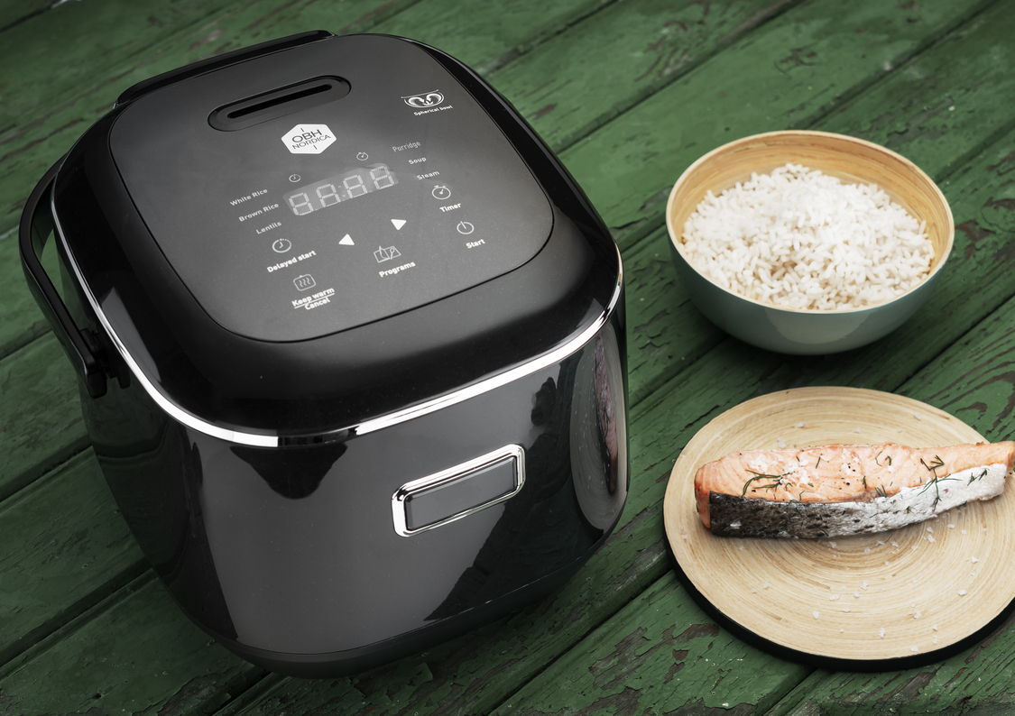Multicookeren har 6 forudindstillede kogeprogrammer til forskellige ingredienser samt en dampkurv