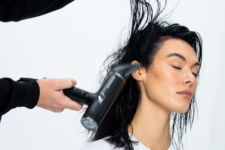 Hvilken hårtørrer skåner håret mest?