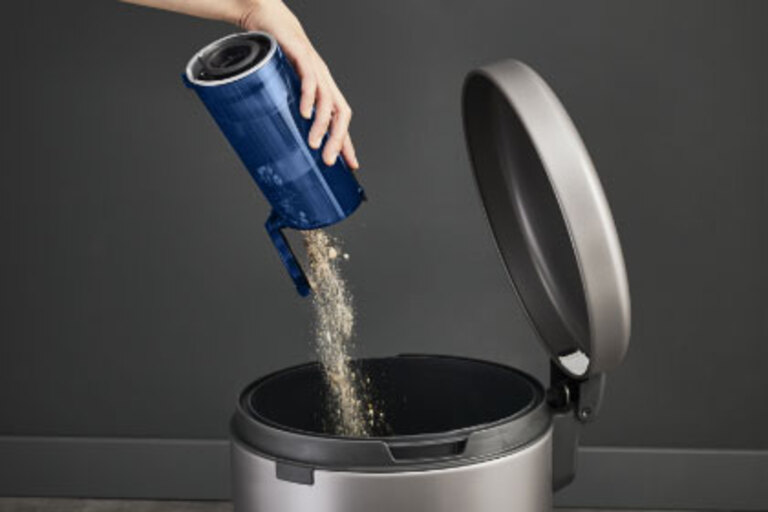 Støvbeholderen har en kapacitet på 0,44 l 