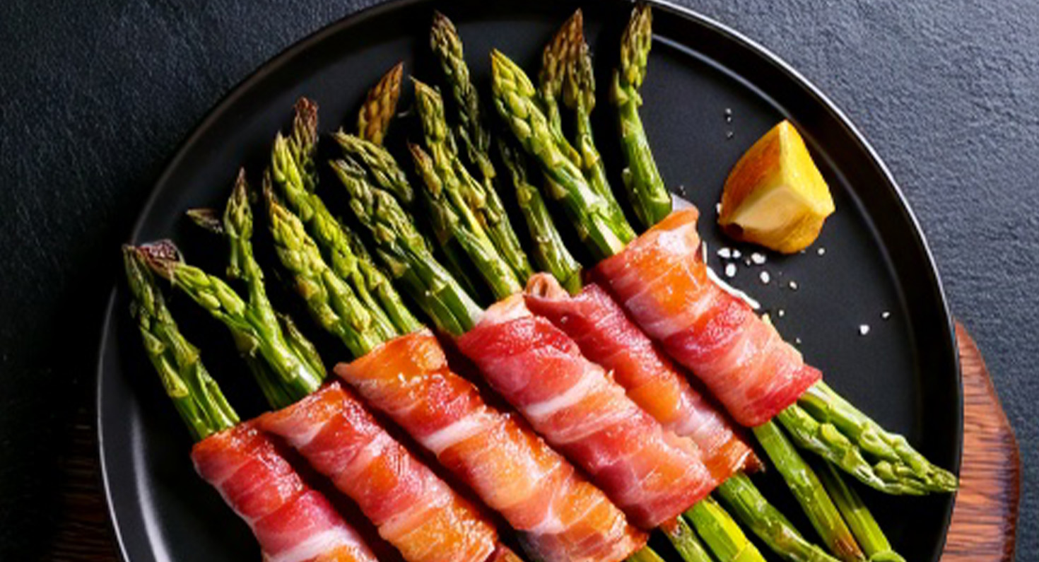 Asparges i baconsvøb